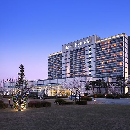 Yeongam Hotel Hyundai By Lahan Mokpo מראה חיצוני תמונה