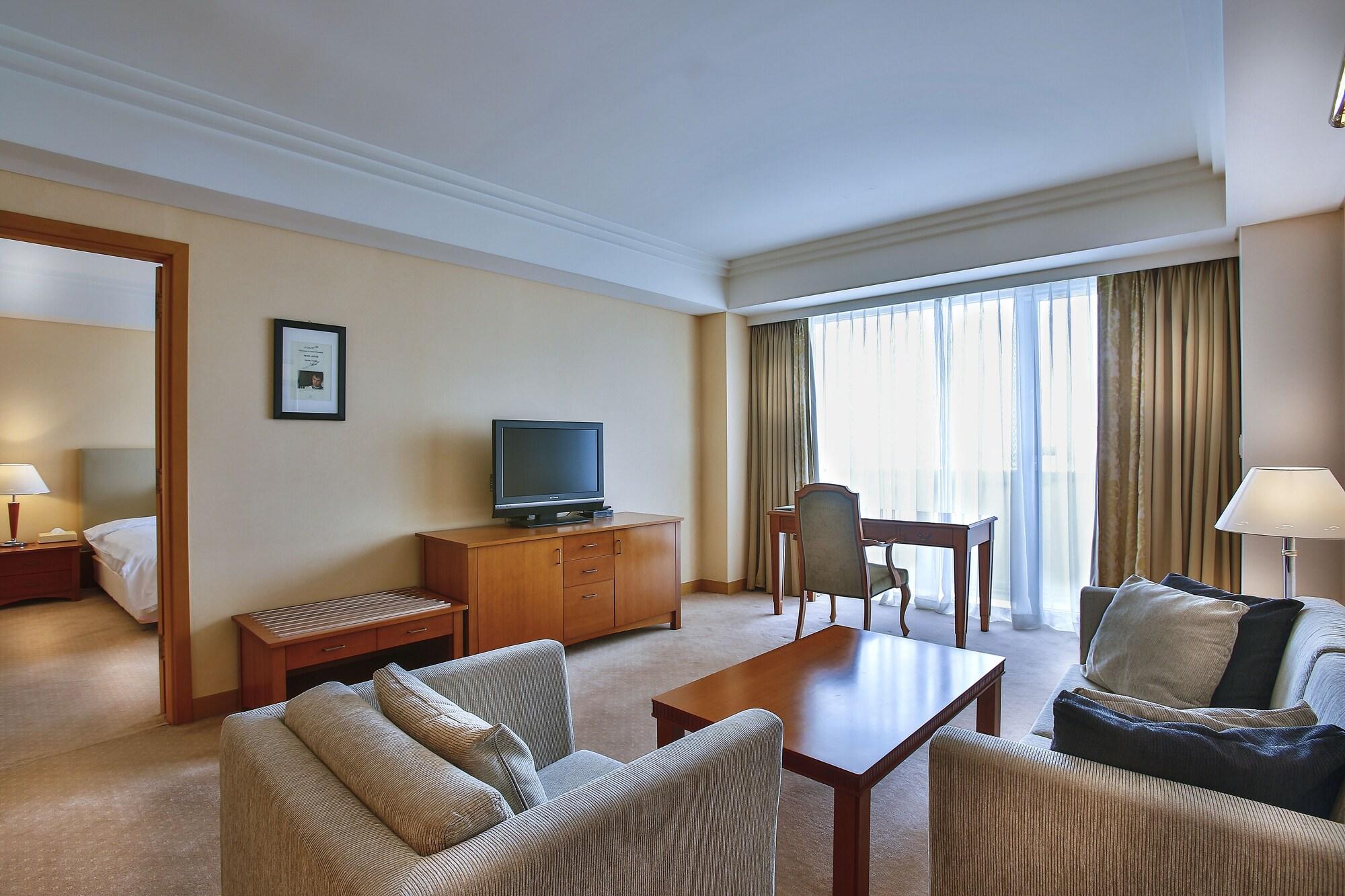 Yeongam Hotel Hyundai By Lahan Mokpo מראה חיצוני תמונה