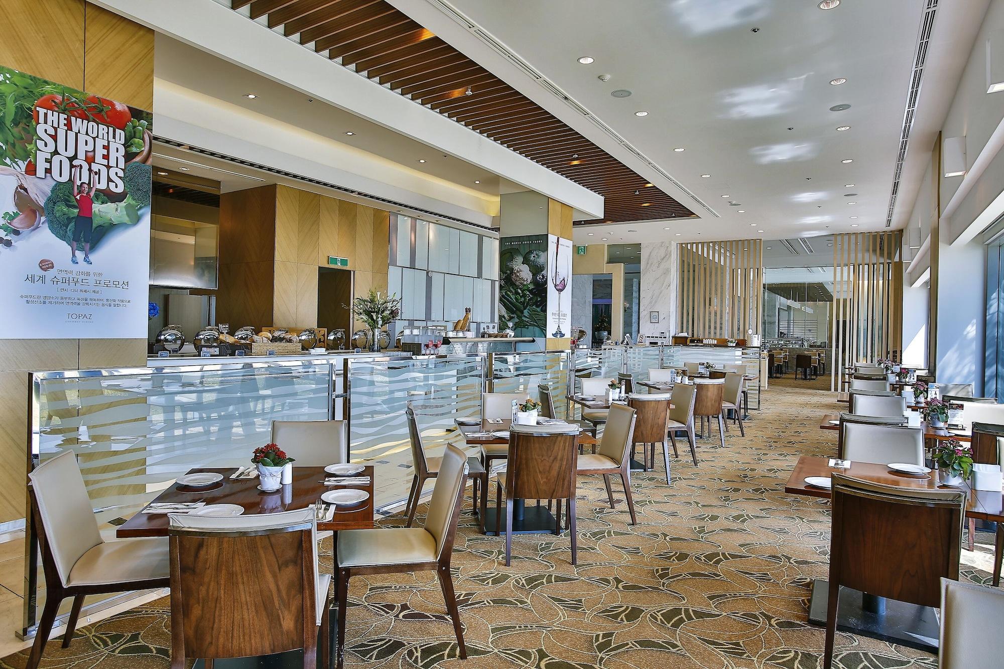 Yeongam Hotel Hyundai By Lahan Mokpo מראה חיצוני תמונה