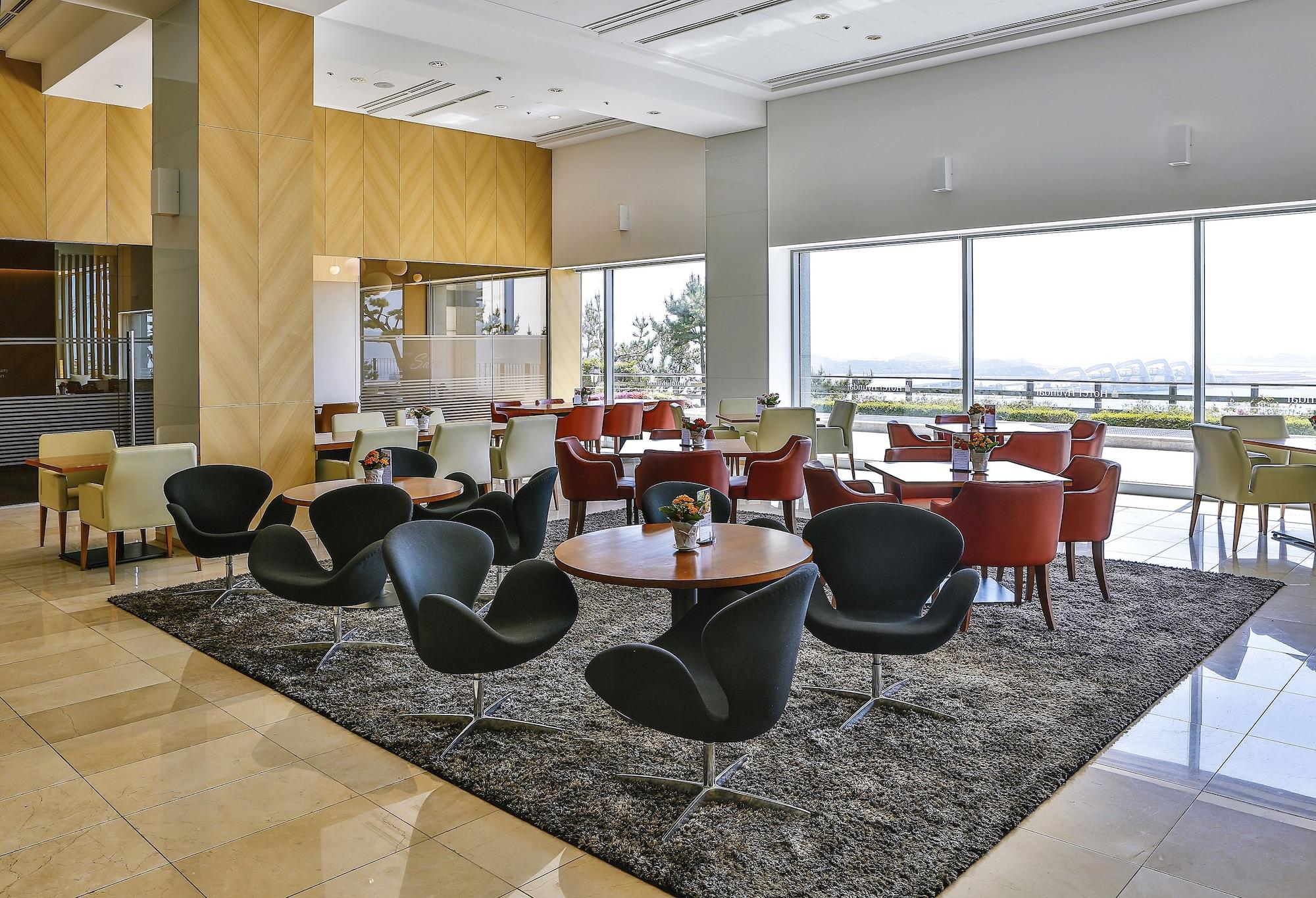 Yeongam Hotel Hyundai By Lahan Mokpo מראה חיצוני תמונה